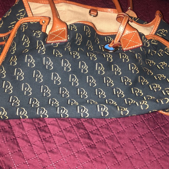 Handbag dooney and bourke - Picture 3 of 4